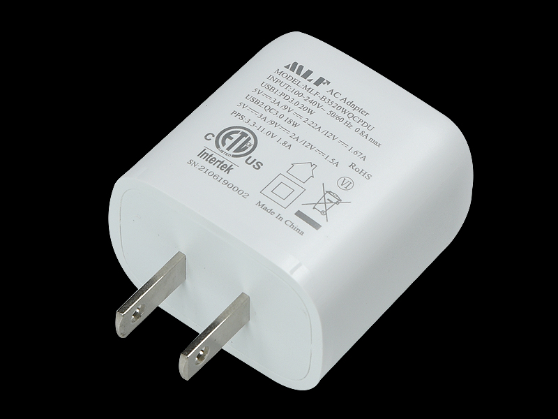 B35 PD20W + QC18W CN plug